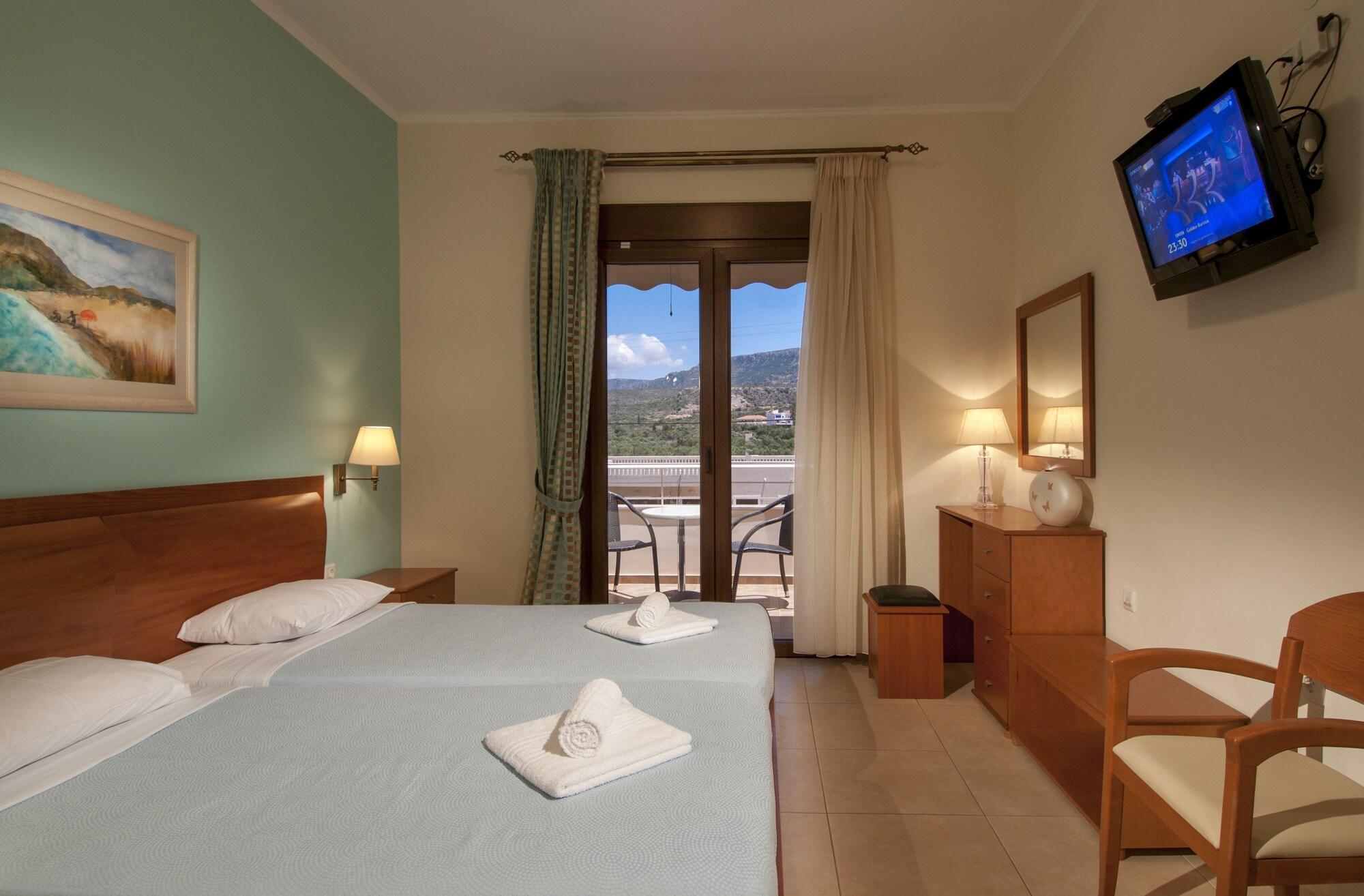 Kyniska Hotel Plítra Zewnętrze zdjęcie