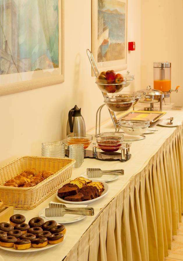 Kyniska Hotel Plítra Zewnętrze zdjęcie
