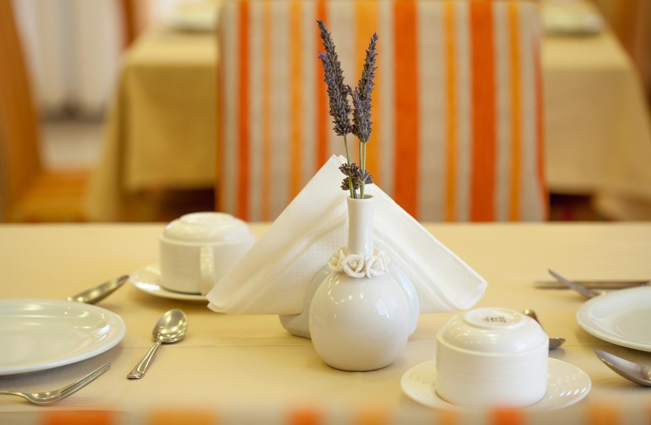 Kyniska Hotel Plítra Zewnętrze zdjęcie
