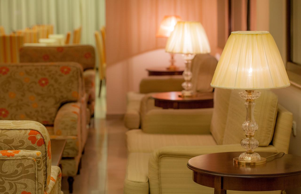 Kyniska Hotel Plítra Zewnętrze zdjęcie