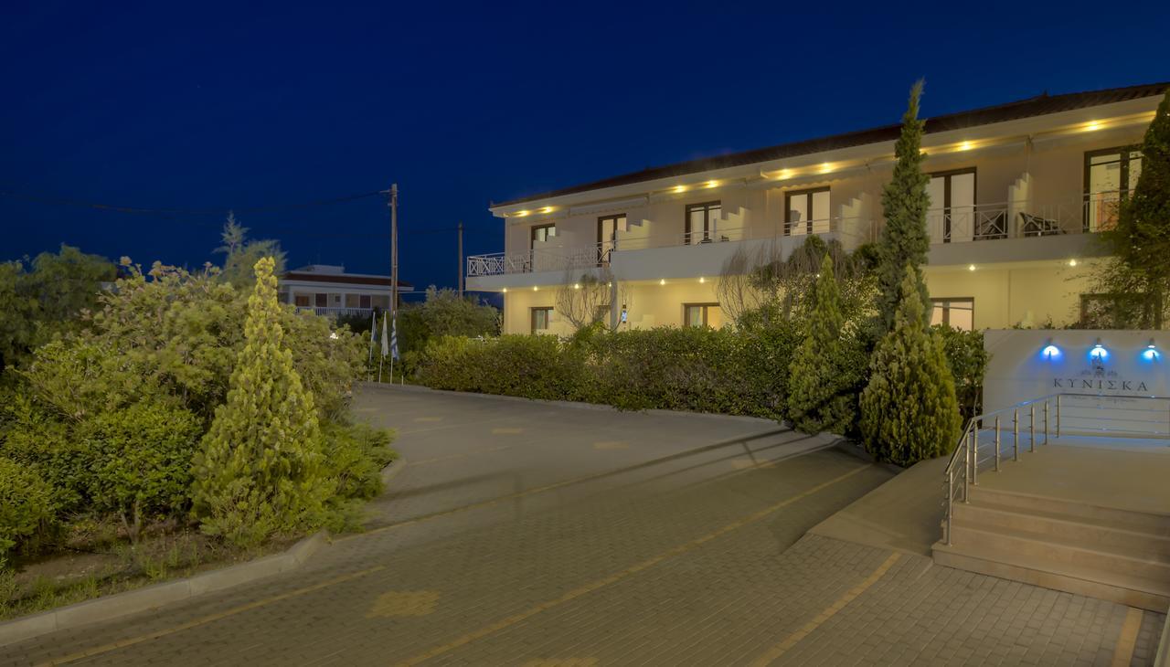 Kyniska Hotel Plítra Zewnętrze zdjęcie